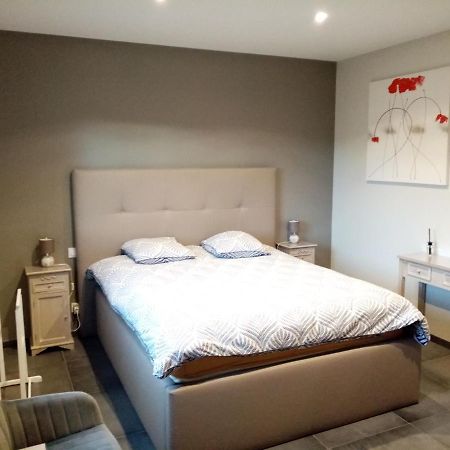 Un Air De Campagne Bed & Breakfast Montauban Bagian luar foto