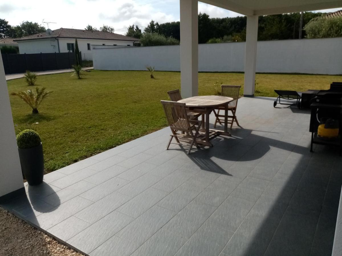 Un Air De Campagne Bed & Breakfast Montauban Bagian luar foto