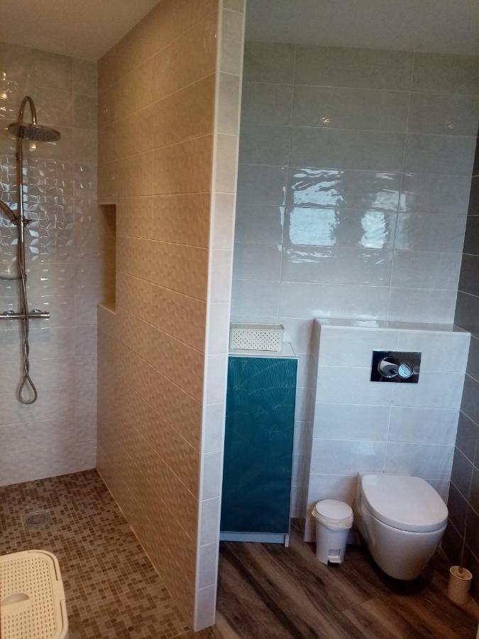 Un Air De Campagne Bed & Breakfast Montauban Bagian luar foto