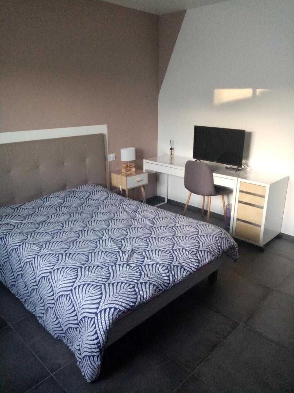 Un Air De Campagne Bed & Breakfast Montauban Bagian luar foto